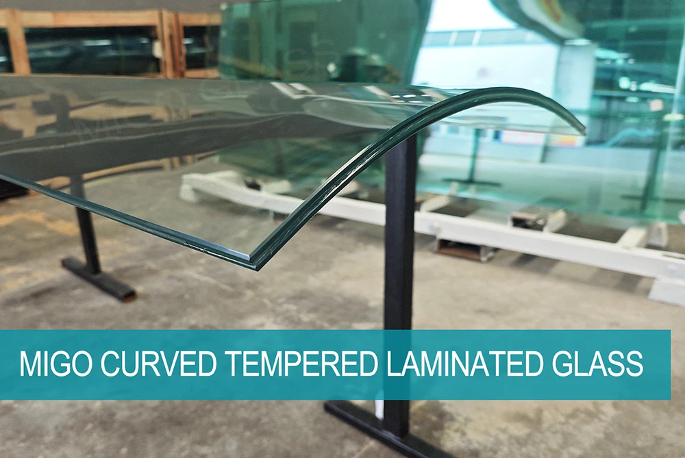 Curved laminated glass 01