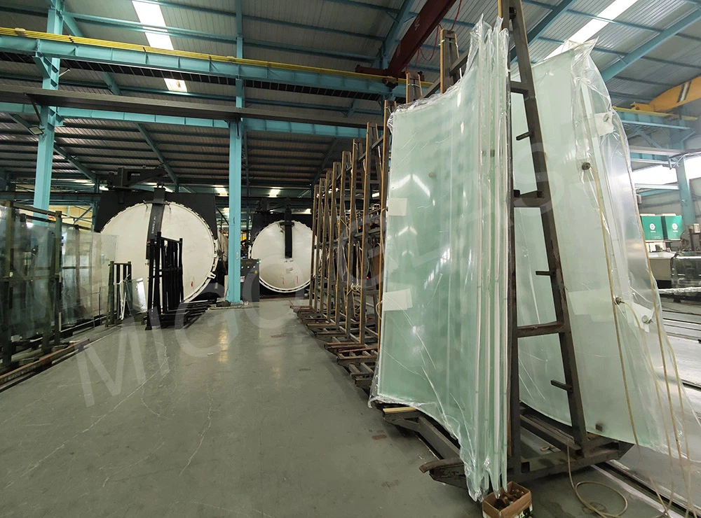 Curved laminated glass process